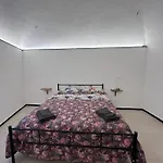 Apartment La Dimora Della Volpe