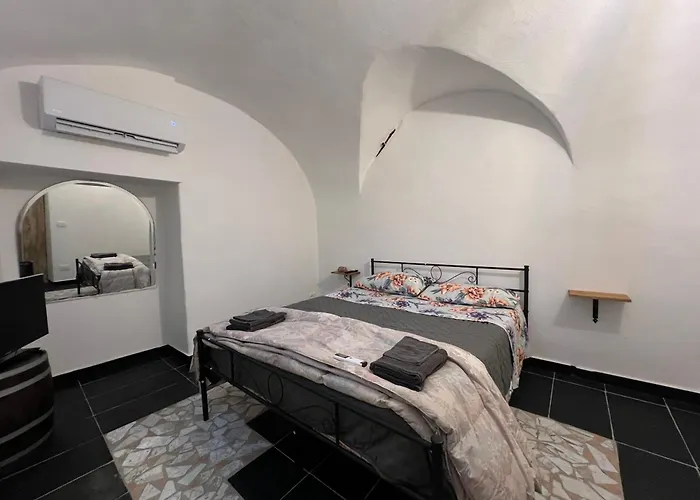 La Dimora Della Volpe Apartment Calice Ligure